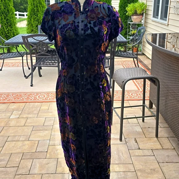 Elegant Purple Tan Floral Cut Velvet on Black Maxi Dress - Picture 2 of 4